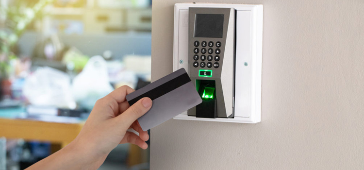 key card entry system La Mirada
